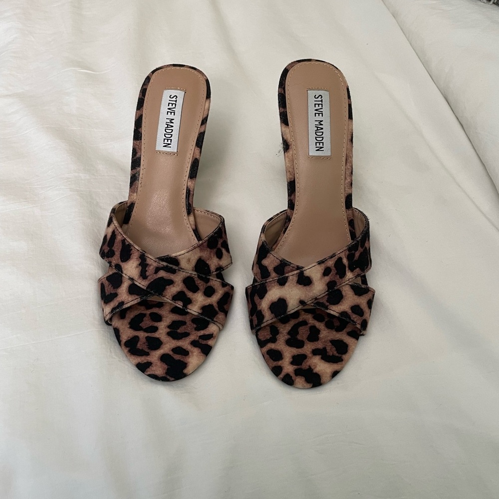Leopard heels